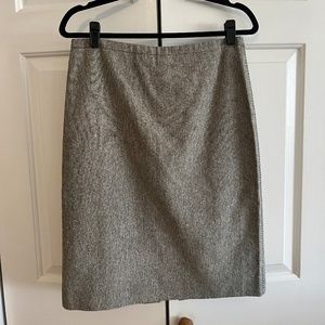 Banana Republic Houndstooth Knee Length Skirt